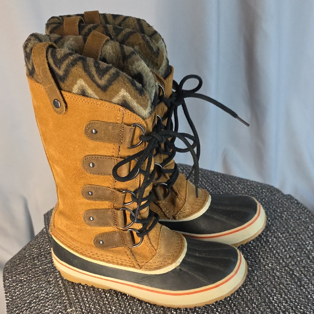 Sorel Women's Joan of Arctic Black waterproof insulated Boots